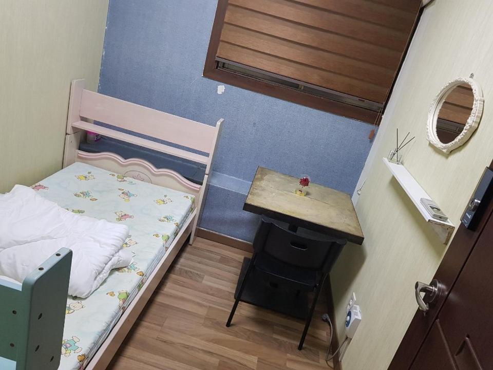 Hotel Backpackers' House Busan Exterior foto
